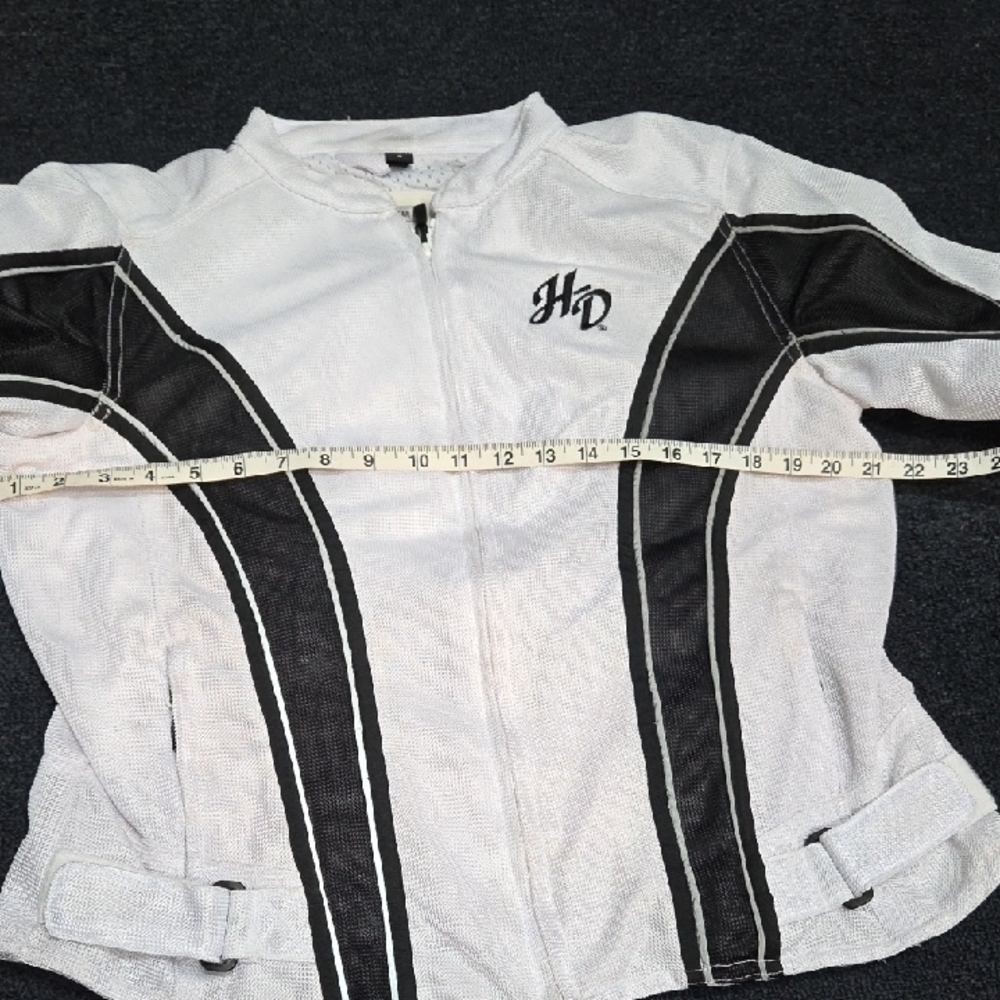 Harley-Davidson White Riding Gear - Picture 4 of 9